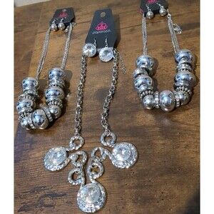 Paparazzi Jewelry White Necklaces Lot Of 3 Sparkle Bling Bold Chunky